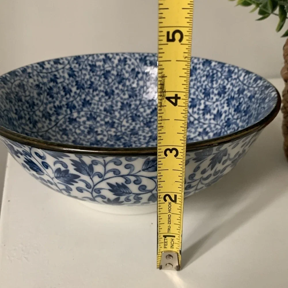 Japanese Blue and White Floral Porcelain Bowl Made in Japan 8.25 Inch Ramen Bowl